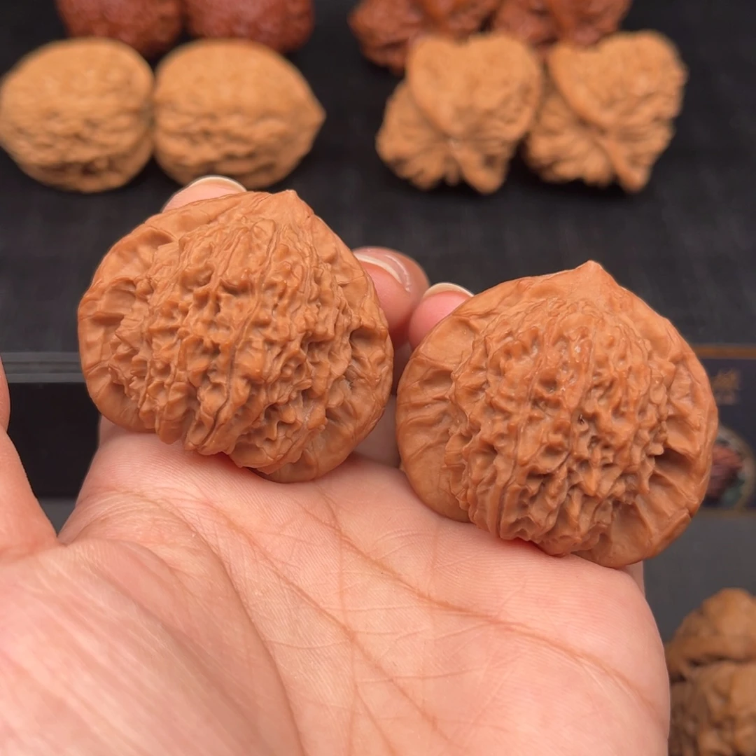 文玩核桃吊坠全品帽子