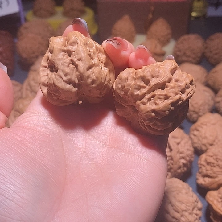 核桃文玩核桃蛤蟆头9号