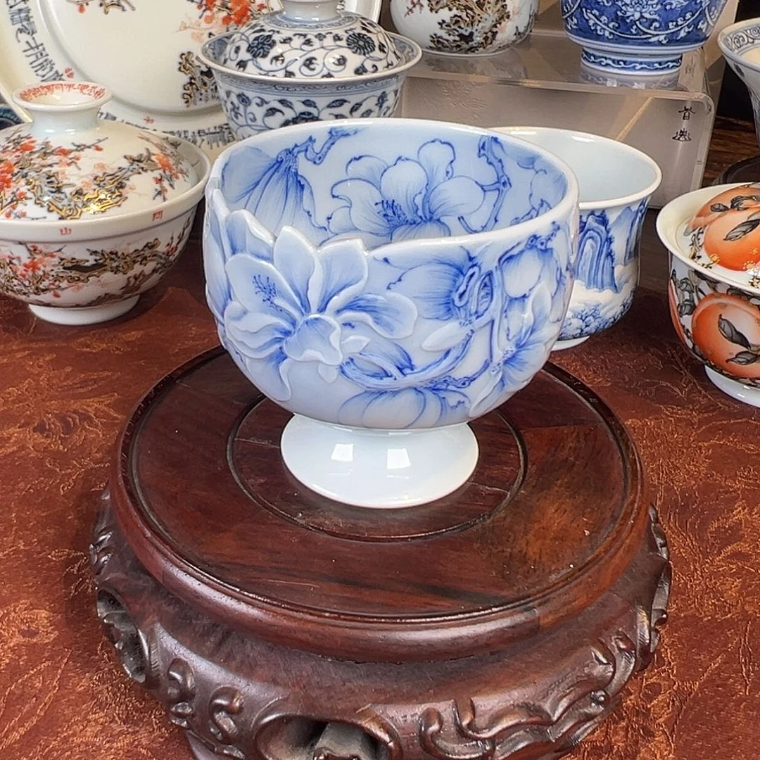 瓷杯子青樵轩雕刻玉兰花高足杯