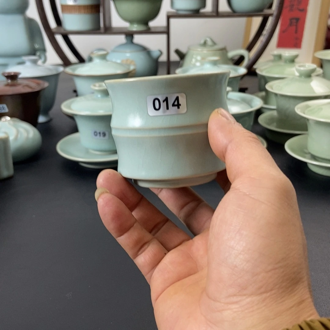 微瑕仿古釉手工竹节杯