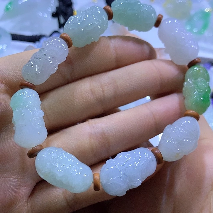 颈饰未镶嵌翡翠天然翡翠A货手串