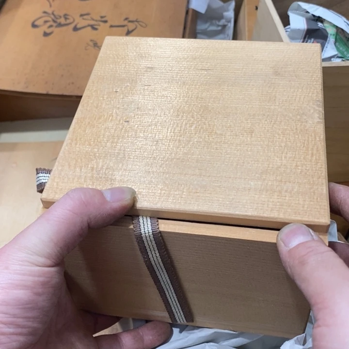 哈哈哈哈哈哈哈哈M****E