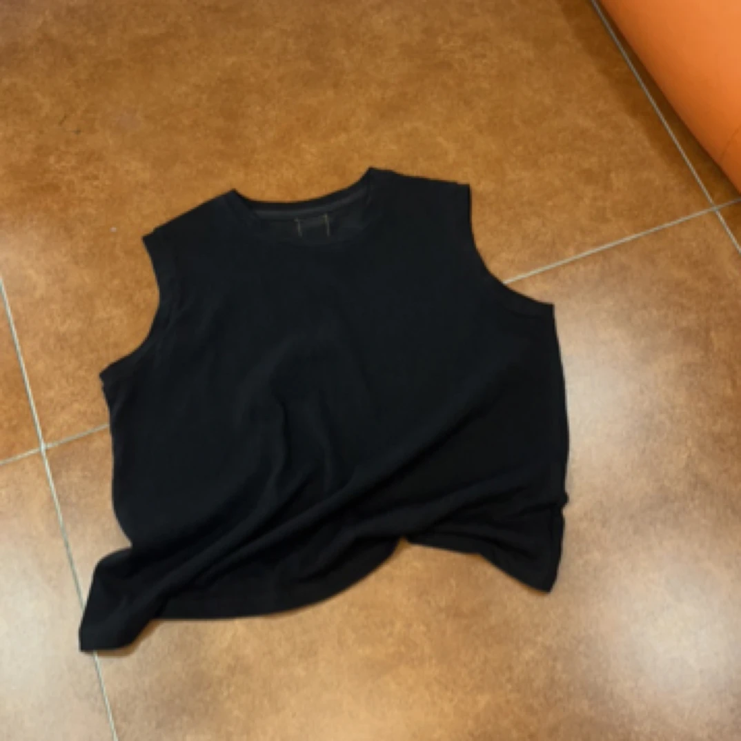 T恤休闲日常短袖通用上衣百搭商务休闲纯色