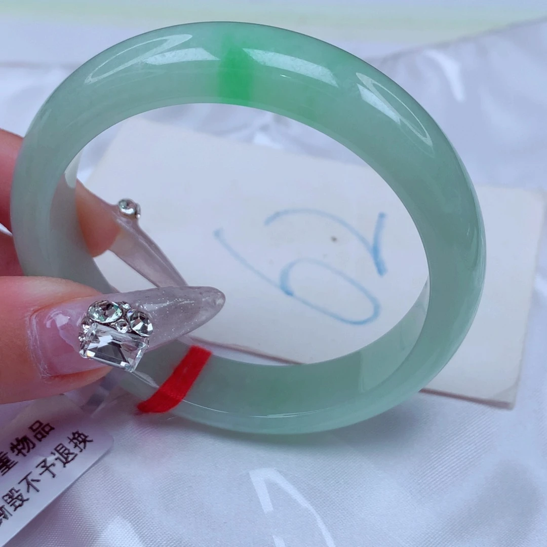 翡翠手镯未镶嵌天然缅甸翡翠A货手镯