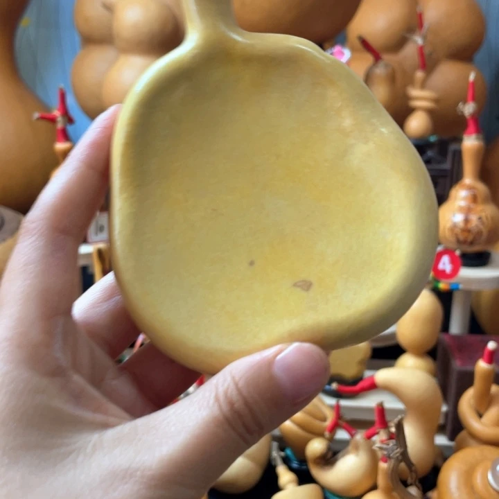 Q***.好好先来一趟一年来最幸福