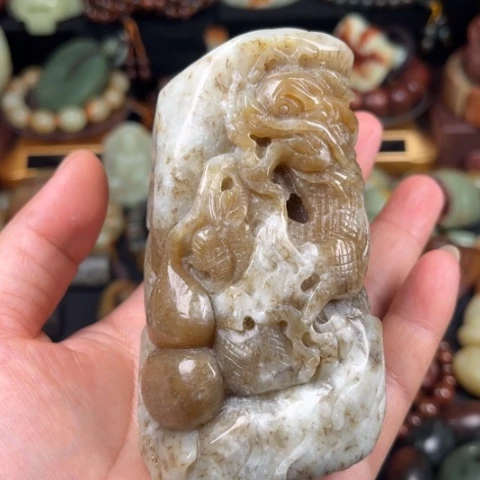 岫岩老玉（透闪石质玉）手链未镶嵌山****渔