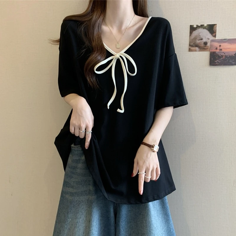 大码遮肚子慵懒风宽松V领打底衫女夏季胖mm设计感显瘦短袖T恤上衣