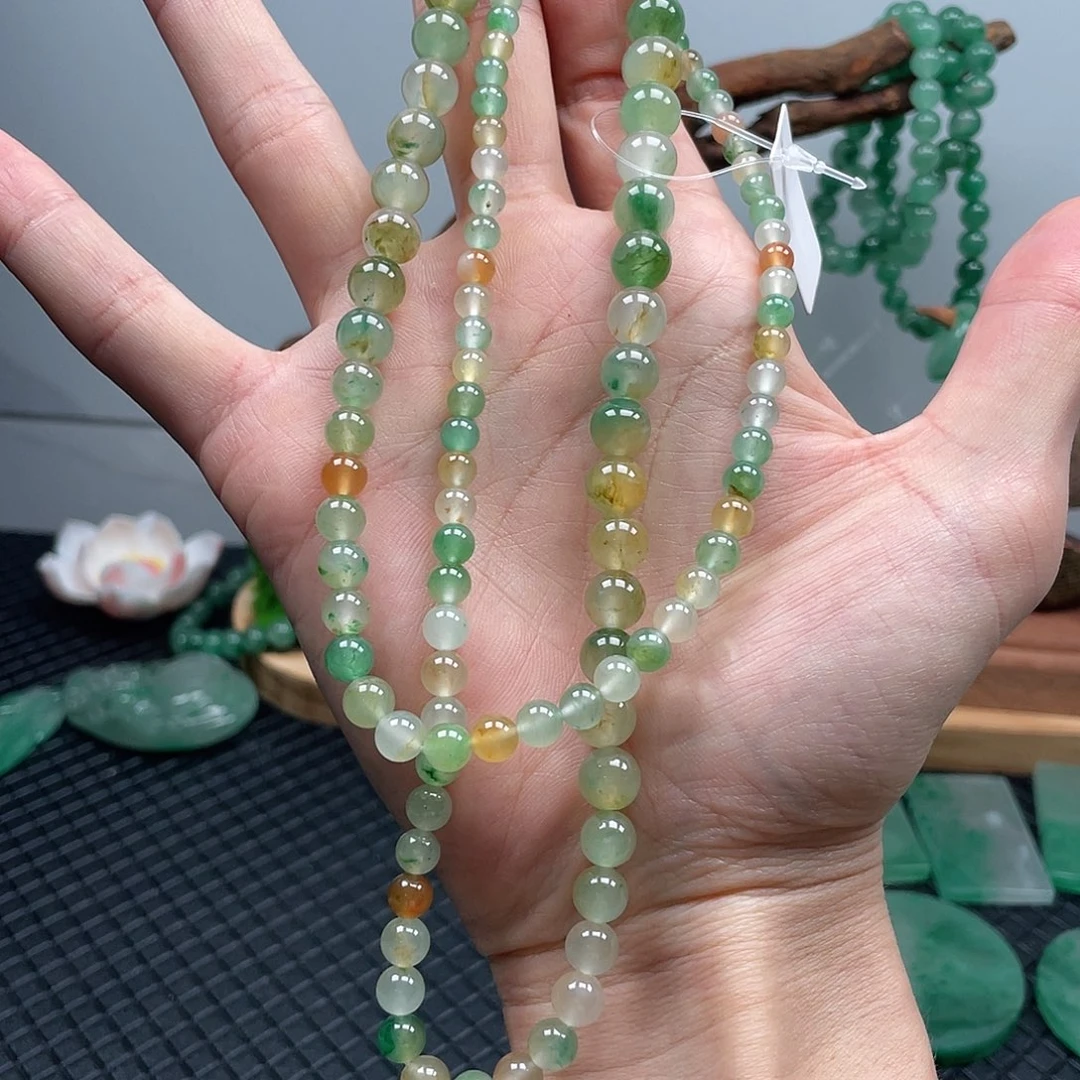 朵***唯石英质玉吊坠未镶嵌