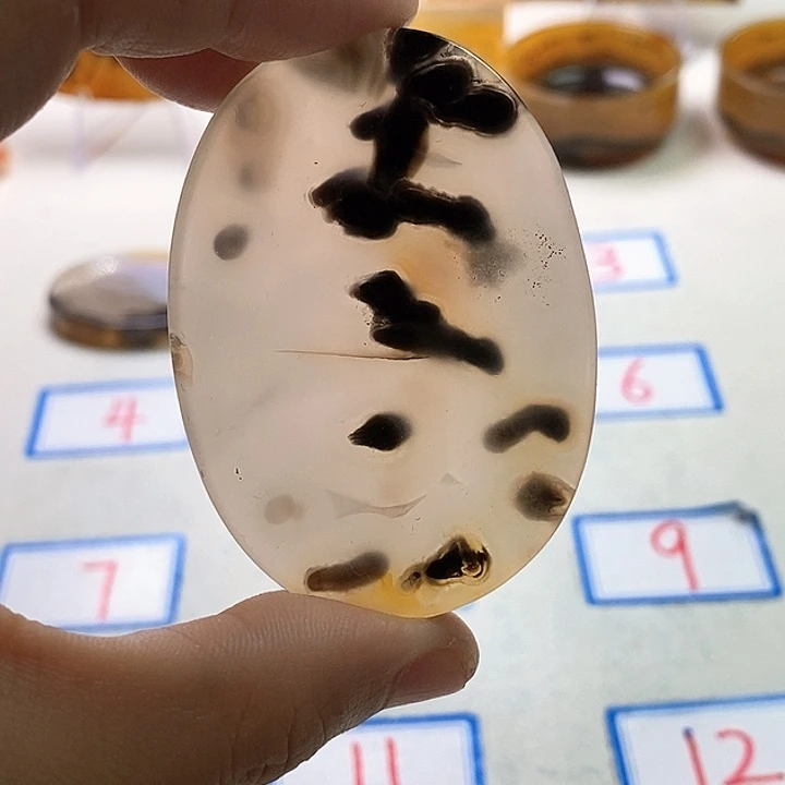 玛瑙/玉髓未镶嵌珠宝半成品