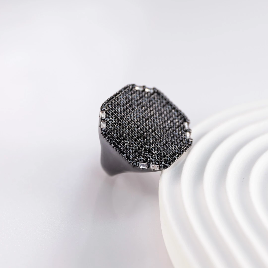 铜合金锆石戒指 轻奢简约镶嵌时尚个性气质戒指 AD28XAPC-03532