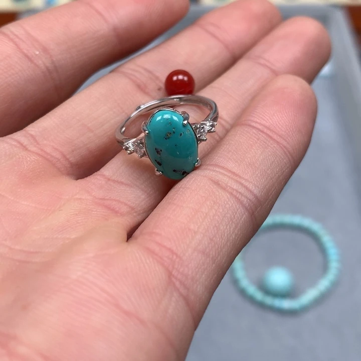 南红玛瑙配饰未镶嵌