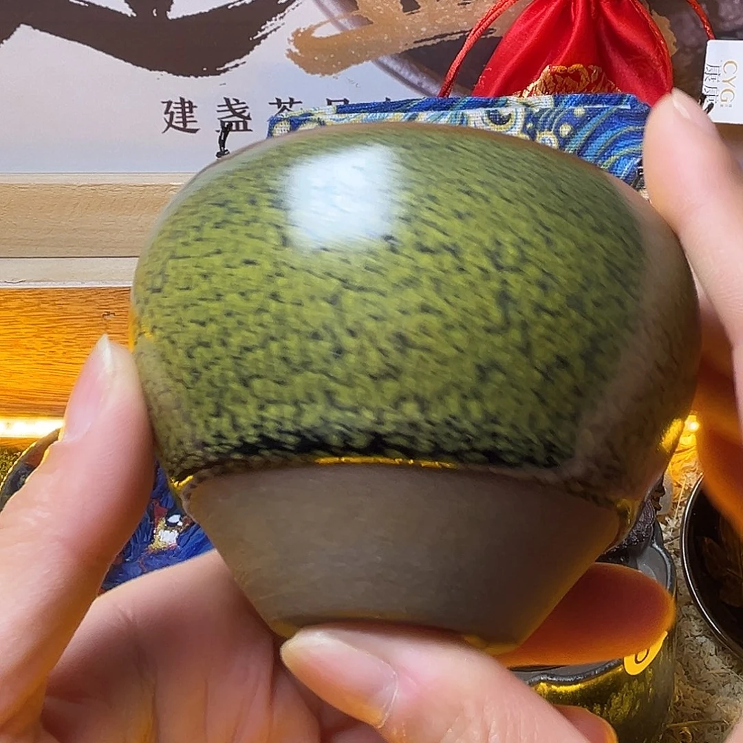 茶盏我也要努力去完成这个心愿的时候