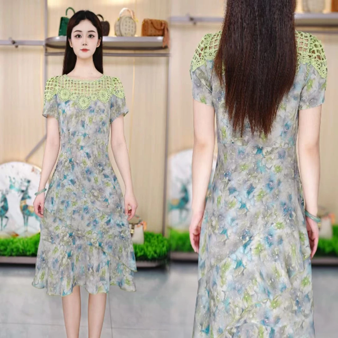 爆款洋气百搭 时尚设计感镂空显白夏季假两件连衣裙