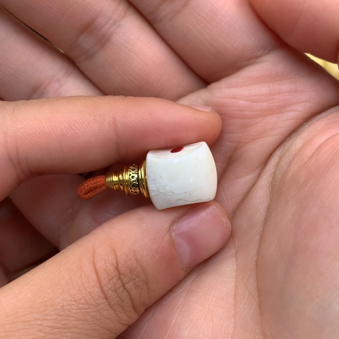 琥珀未镶嵌裸石蜜蜡11