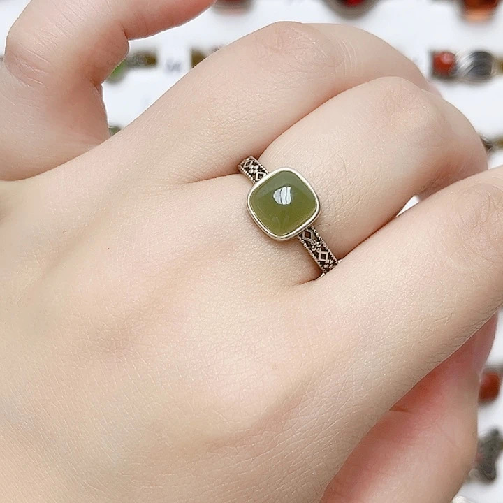 和田玉（糖玉）戒指银S925镶嵌天然