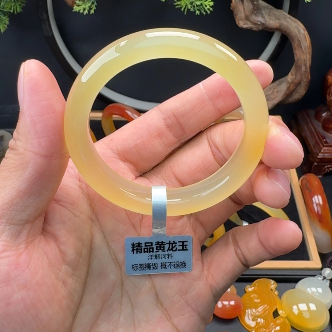 石英质玉（黄龙玉）未镶嵌手镯