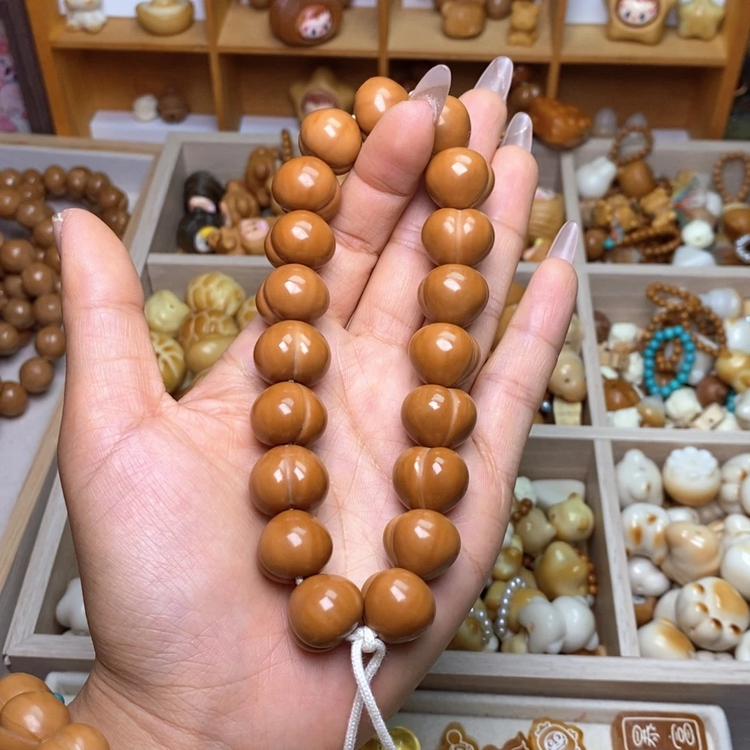 手串猴头核桃1516奶油泡芙手持