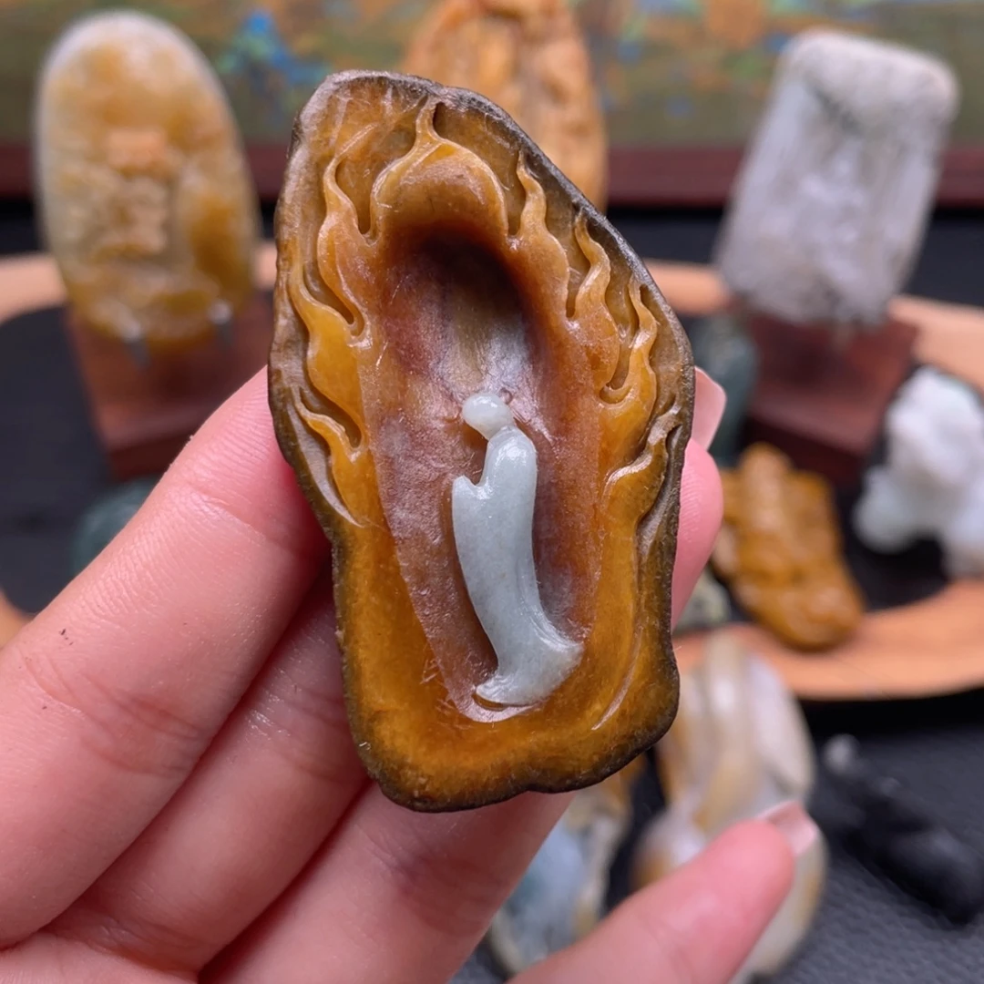 定制翡翠未镶嵌翡翠