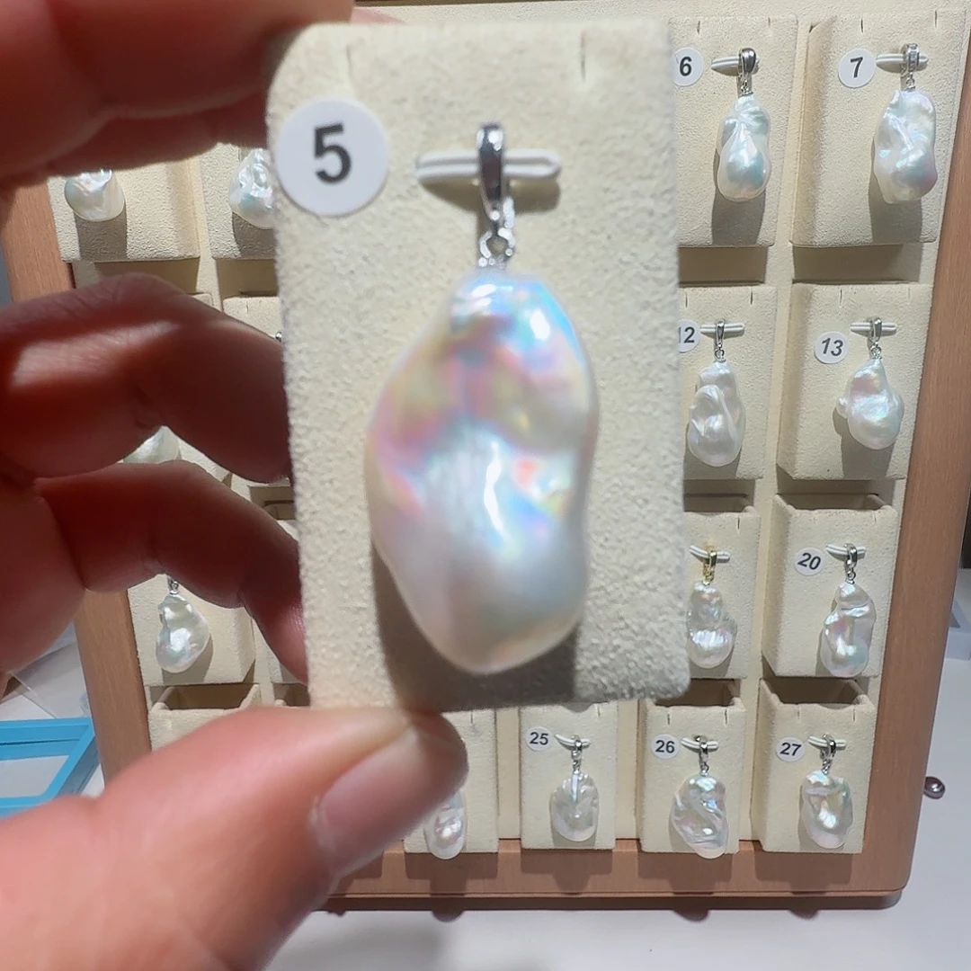 颈饰淡水珍珠合金