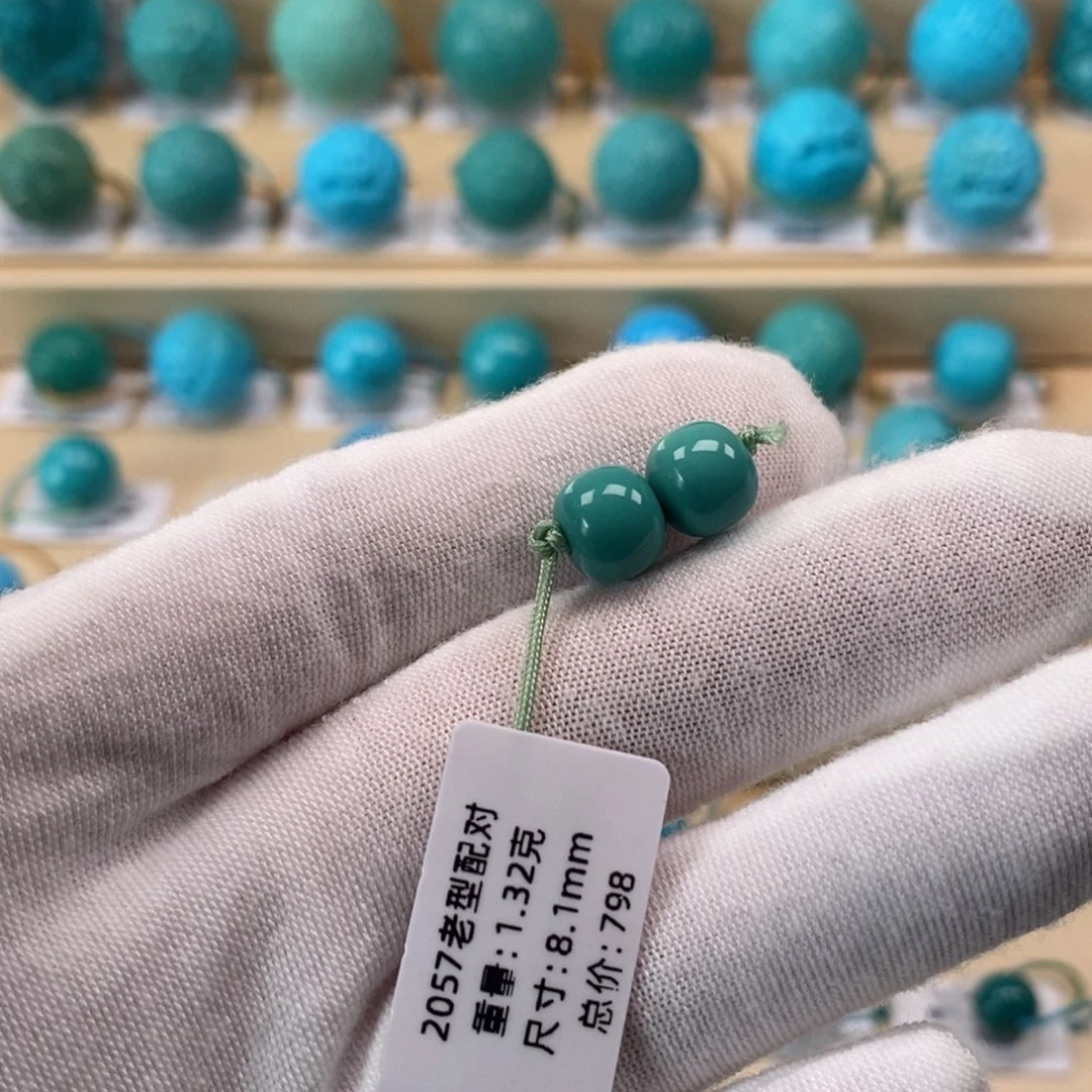 绿松石未镶嵌精品高瓷绿松石哦