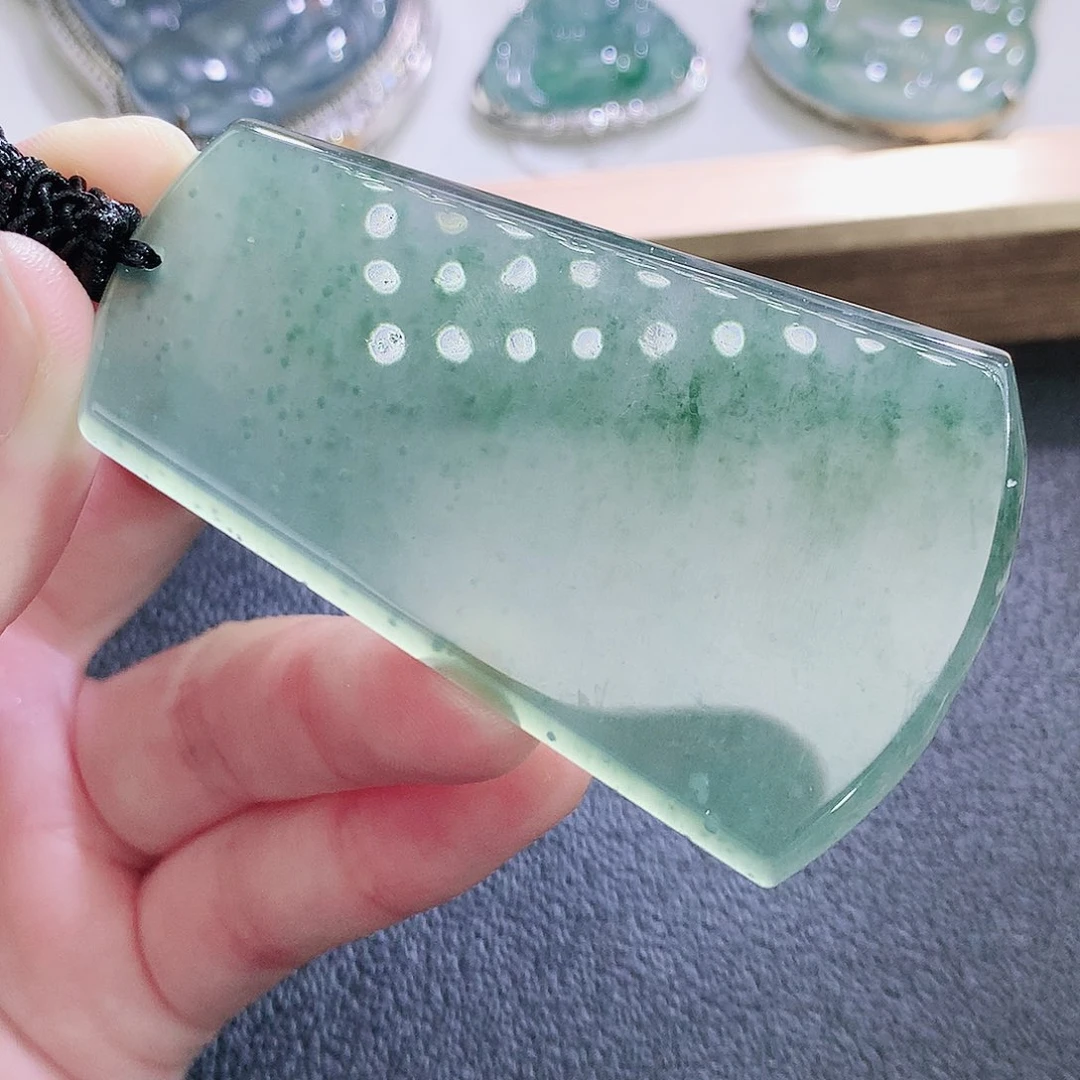 翡翠未镶嵌挂件翡翠