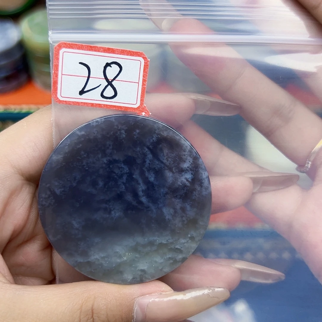 和田玉未镶嵌珠宝半成品