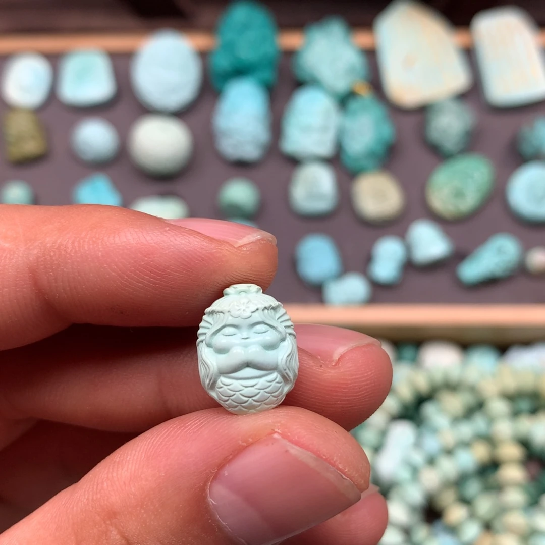 绿松石未镶嵌雕刻