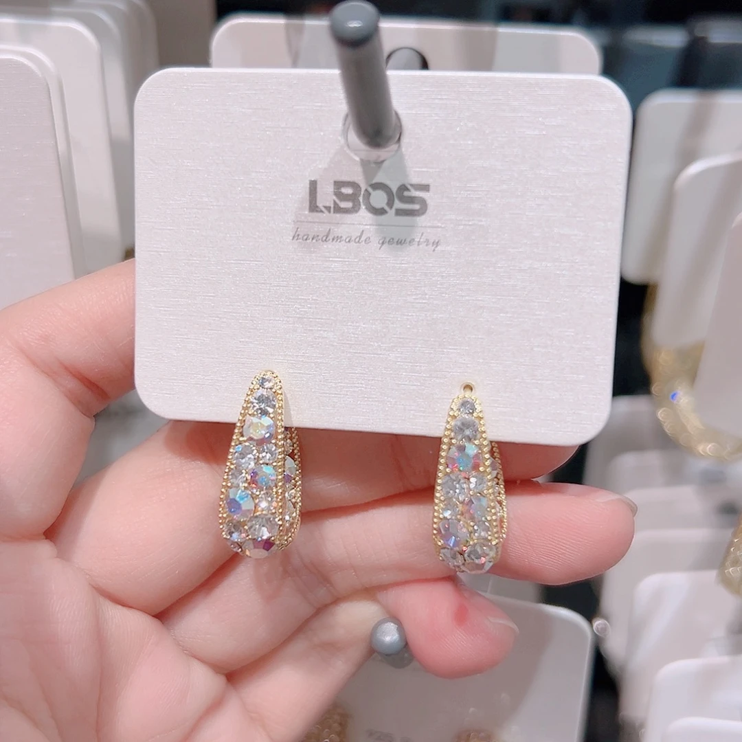 浩***飞琉璃纯铜合金耳环的