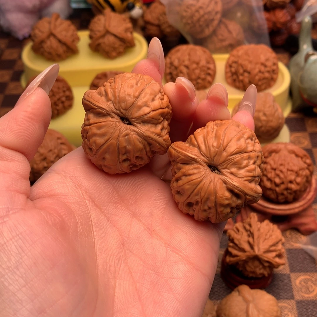 ****华把件文玩核桃39全品平谷元宝