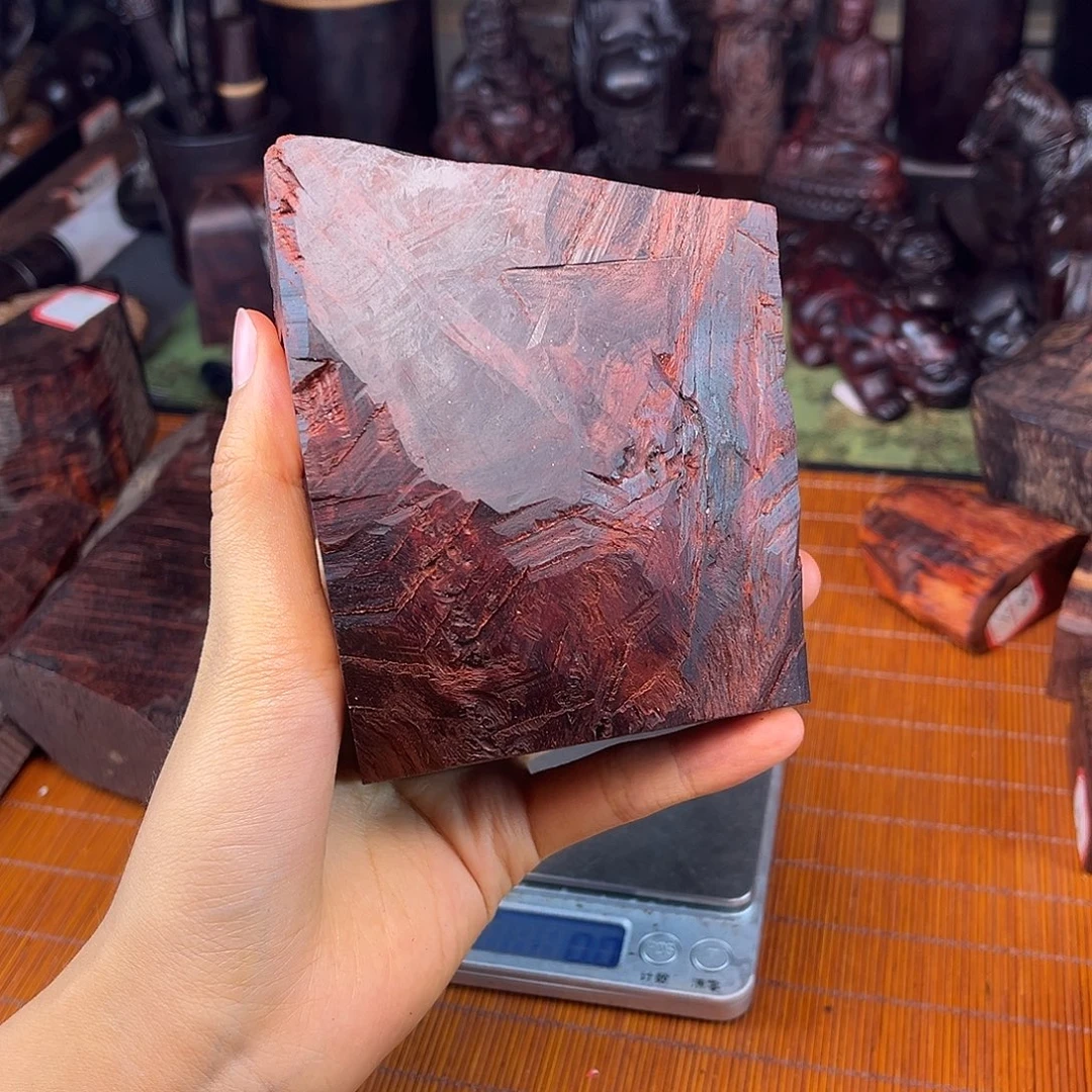 檀香紫檀（小叶紫檀）瘤疤花