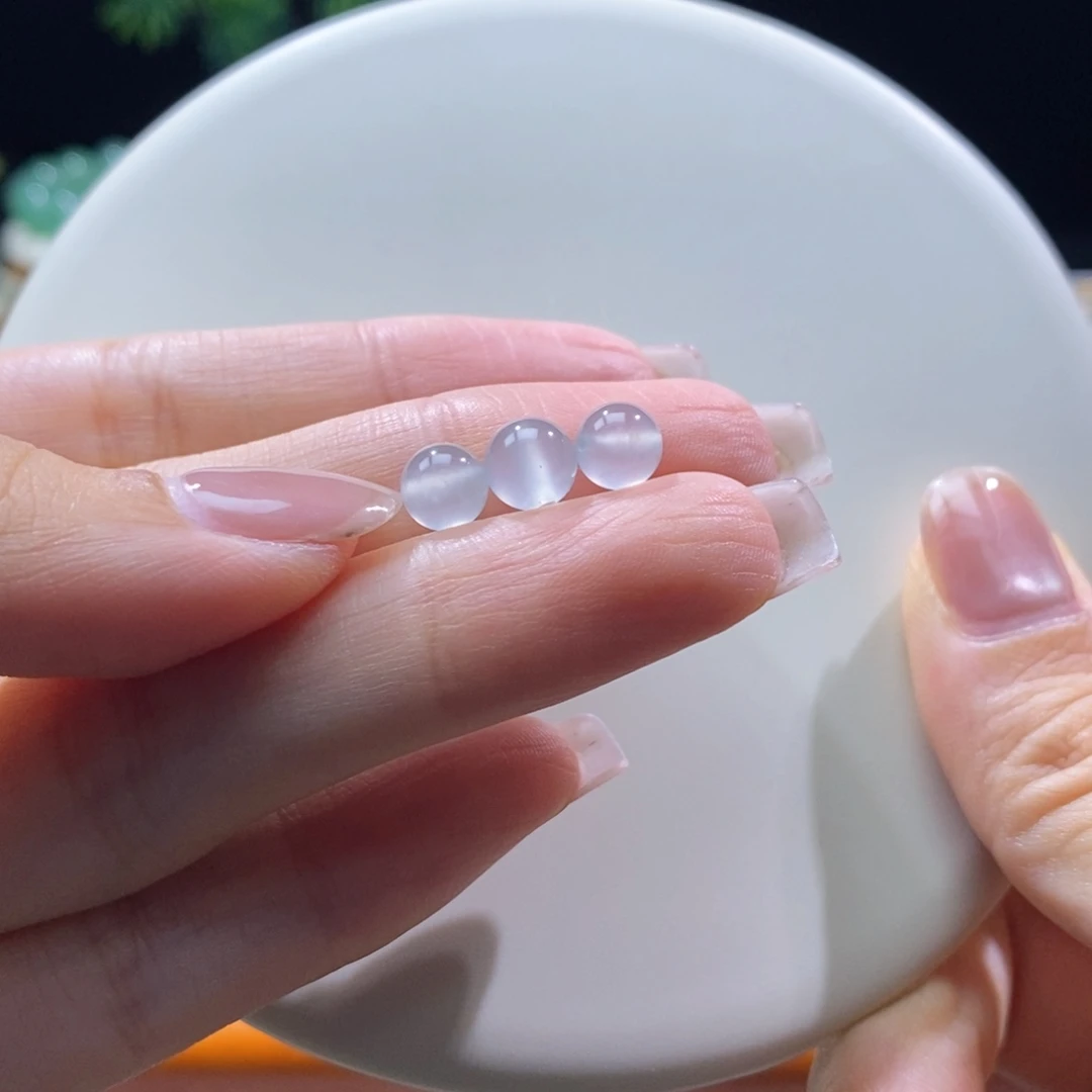 翡翠未镶嵌颈饰翡翠冰蓝小珠6+mm多样性发一