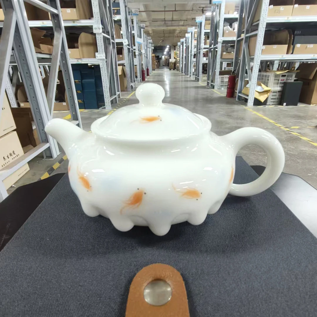 徐福坤白瓷手绘流釉贵妃壶CC6263