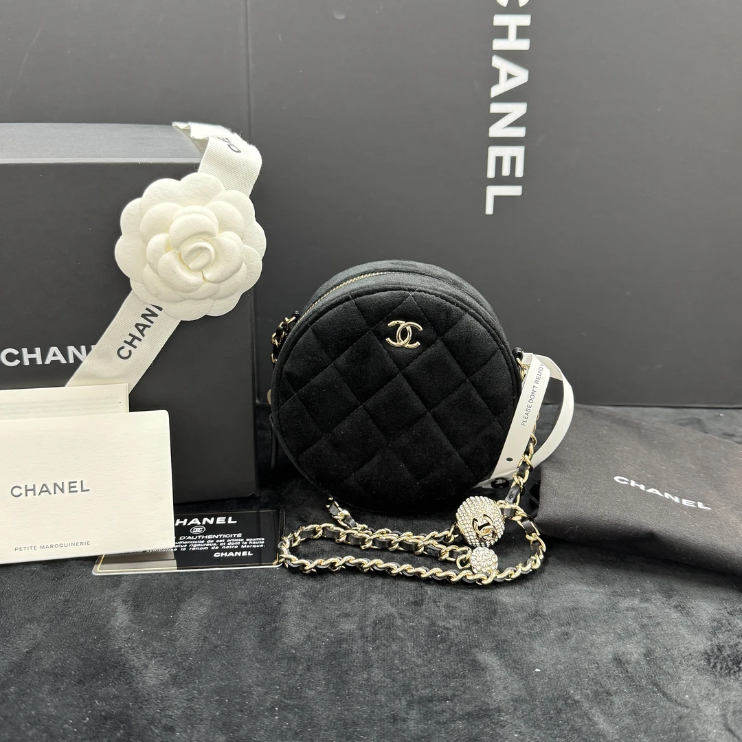 未使用 Chanel/香奈儿 满钻金球小圆饼