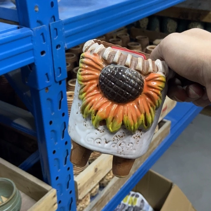 陶瓷花盆单场满9.9发9*13白