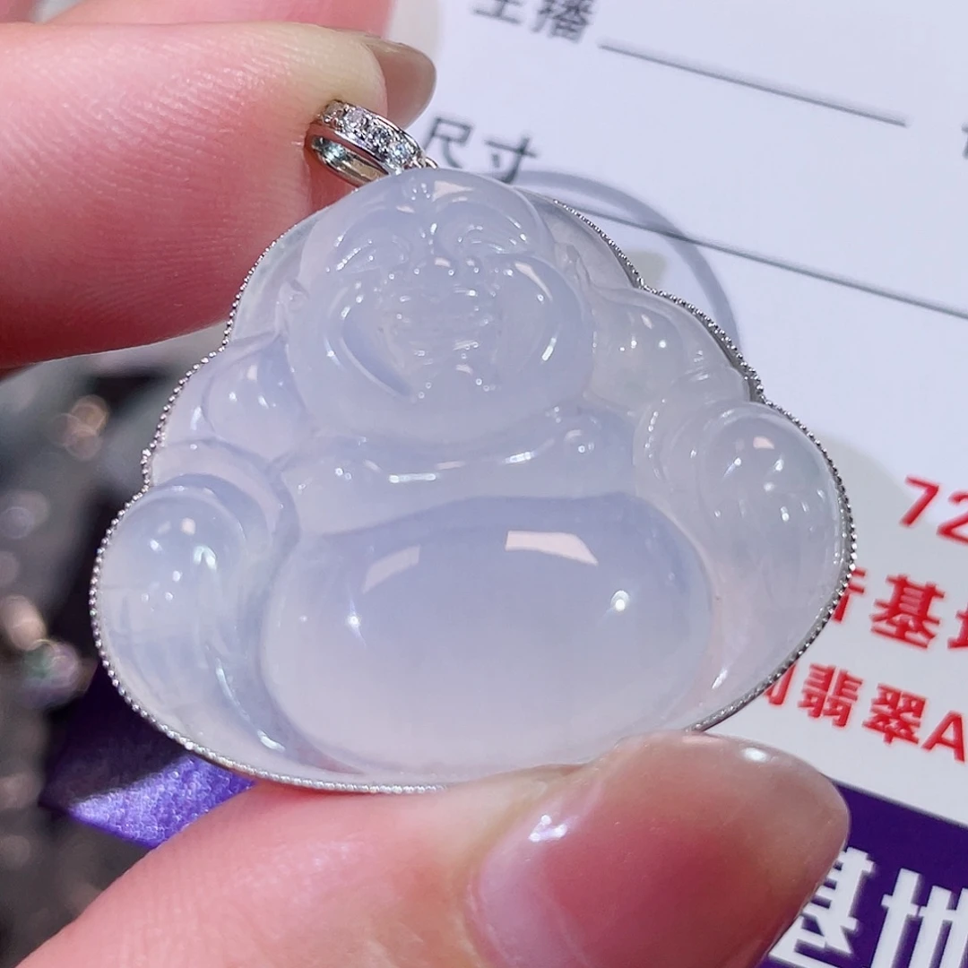 翡翠18K金镶嵌颈饰佛公