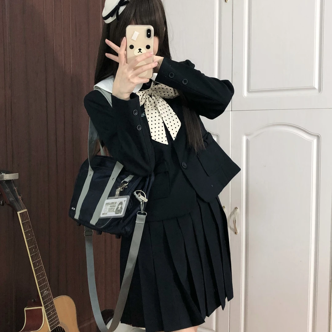 呦呦酱jk早秋新款水手服jk制服套装学院风圆领jk甜美秋季收腰西服