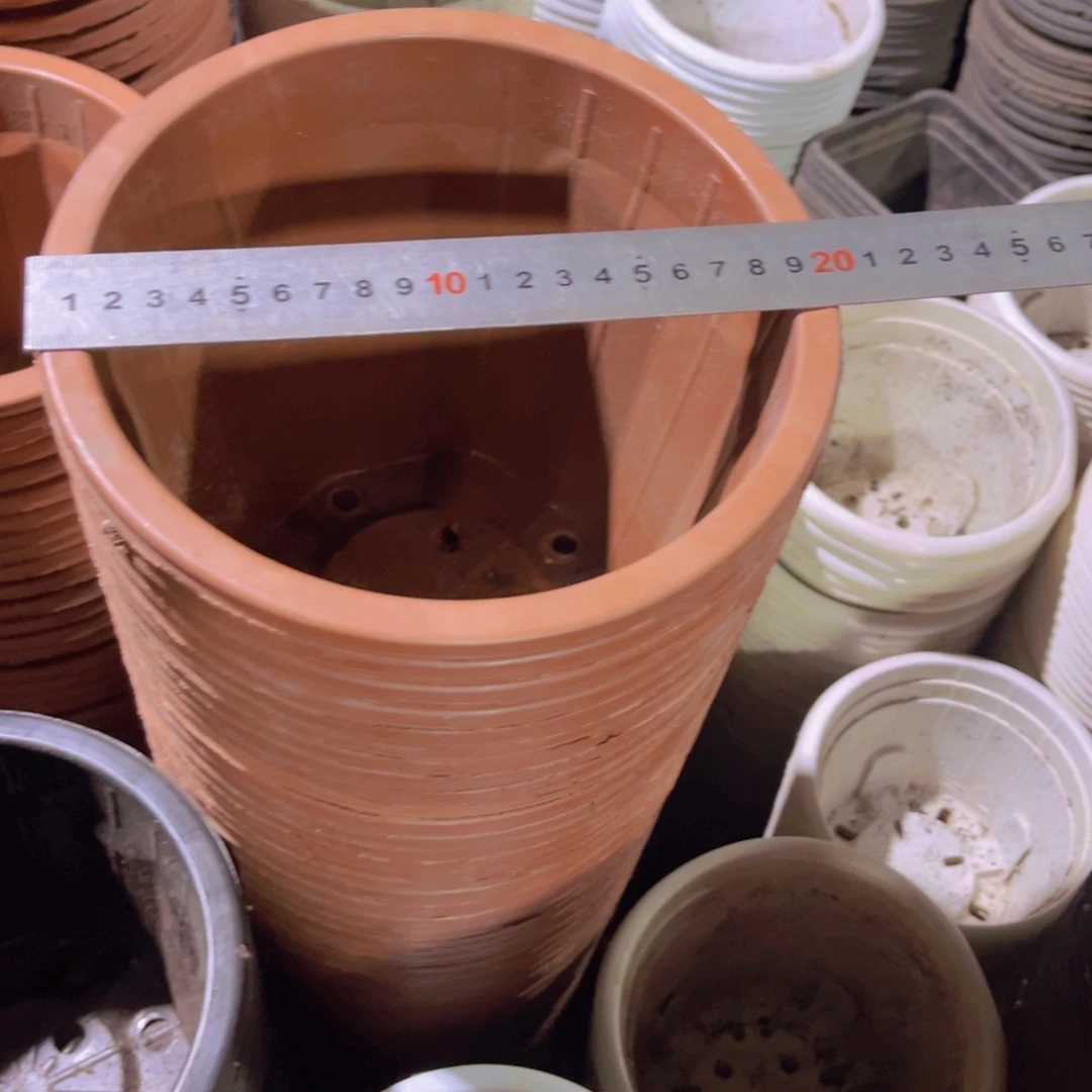 塑料旧20公分红砖盆高18。买10送10