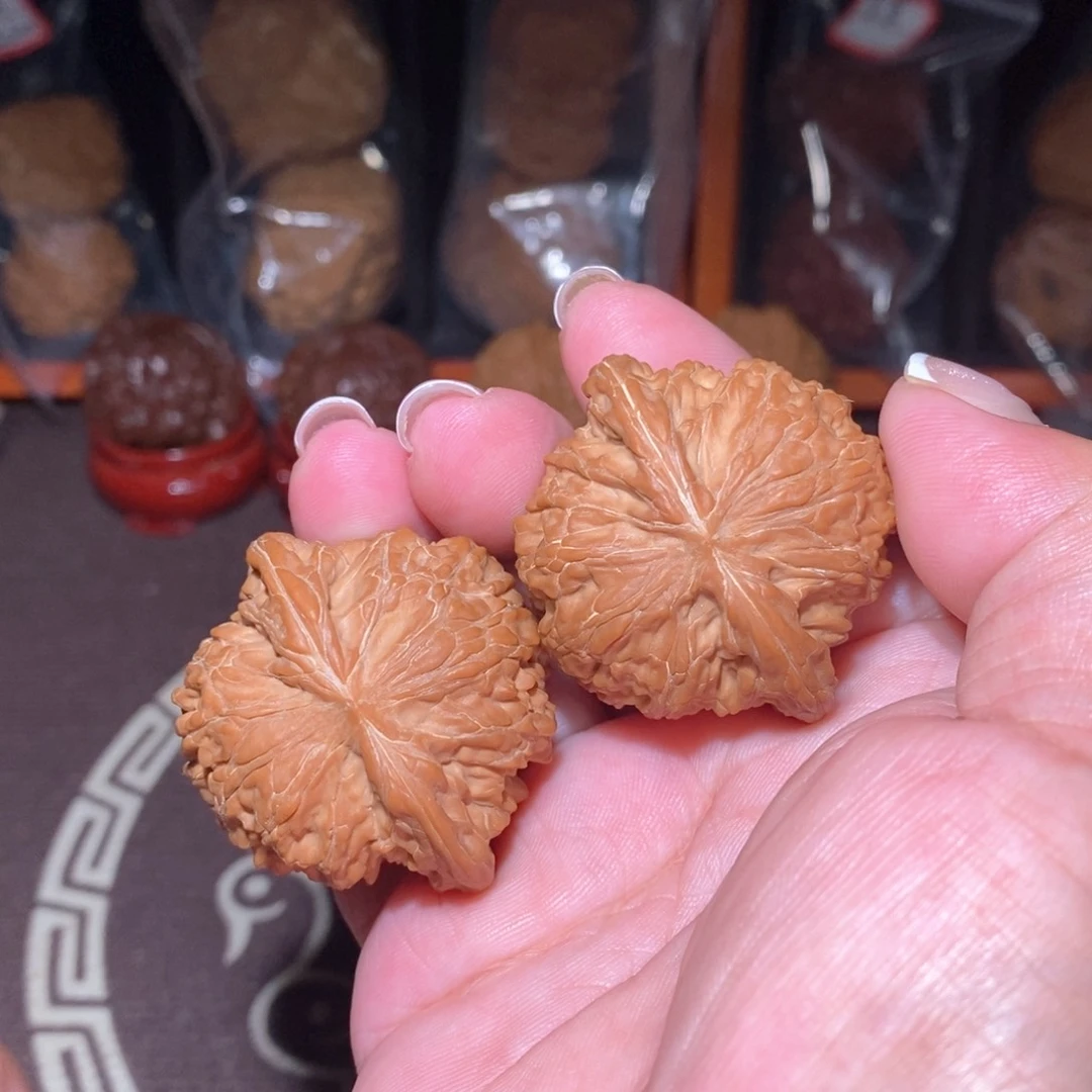 文玩核桃把件磨盘