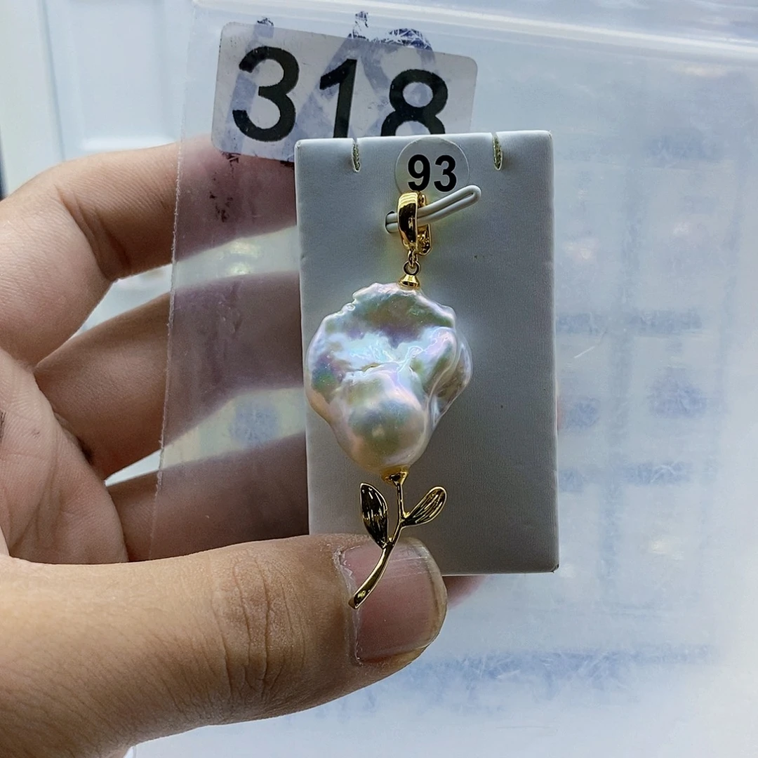 淡水珍珠颈饰合金