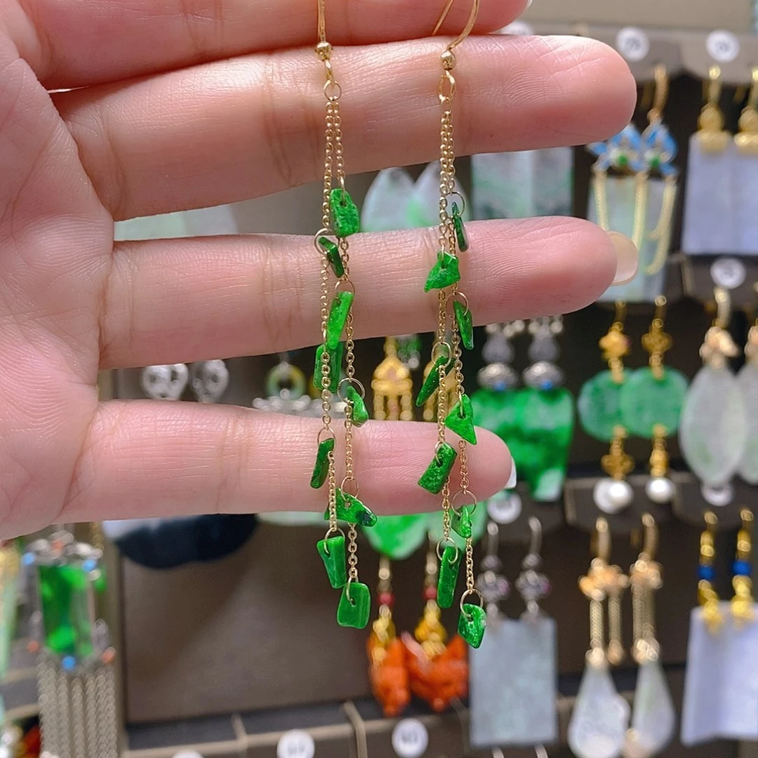 未镶嵌翡翠耳饰翡翠