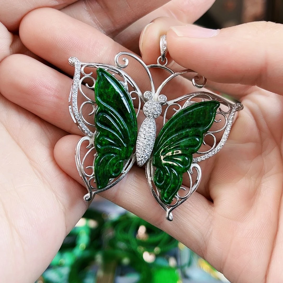 翡翠颈饰银S925镶嵌吊坠