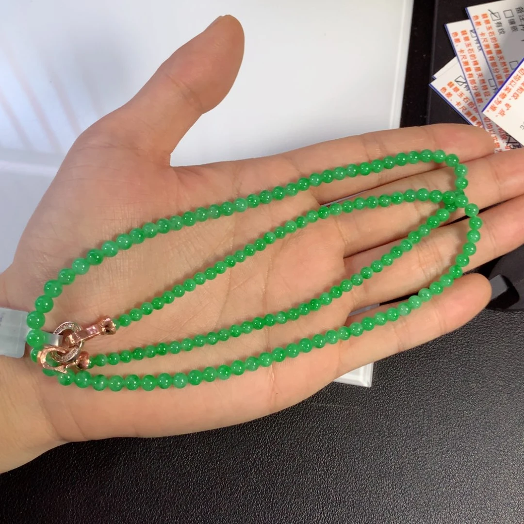 翡翠未镶嵌颈饰项链