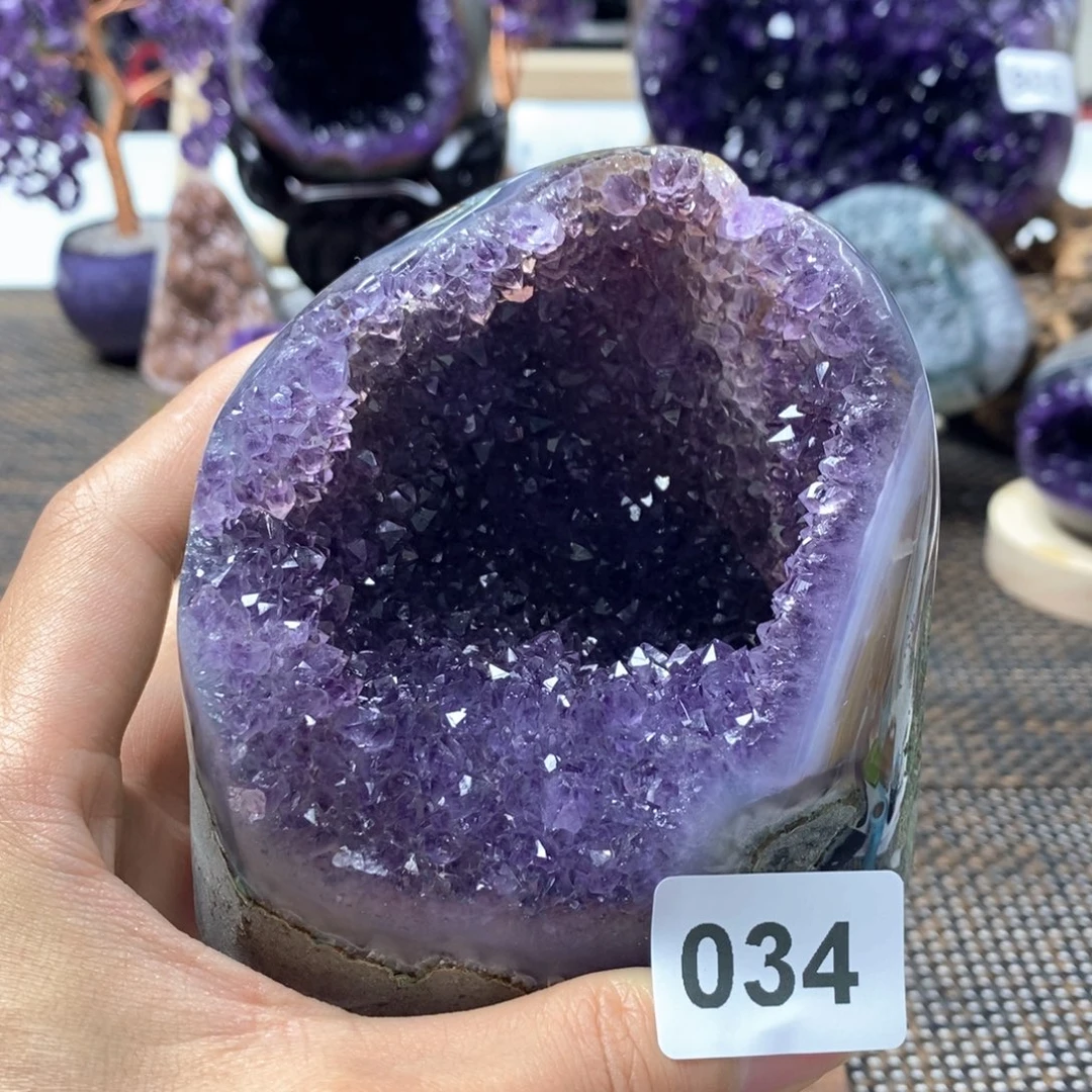 紫晶未镶嵌大型摆件（非配饰）