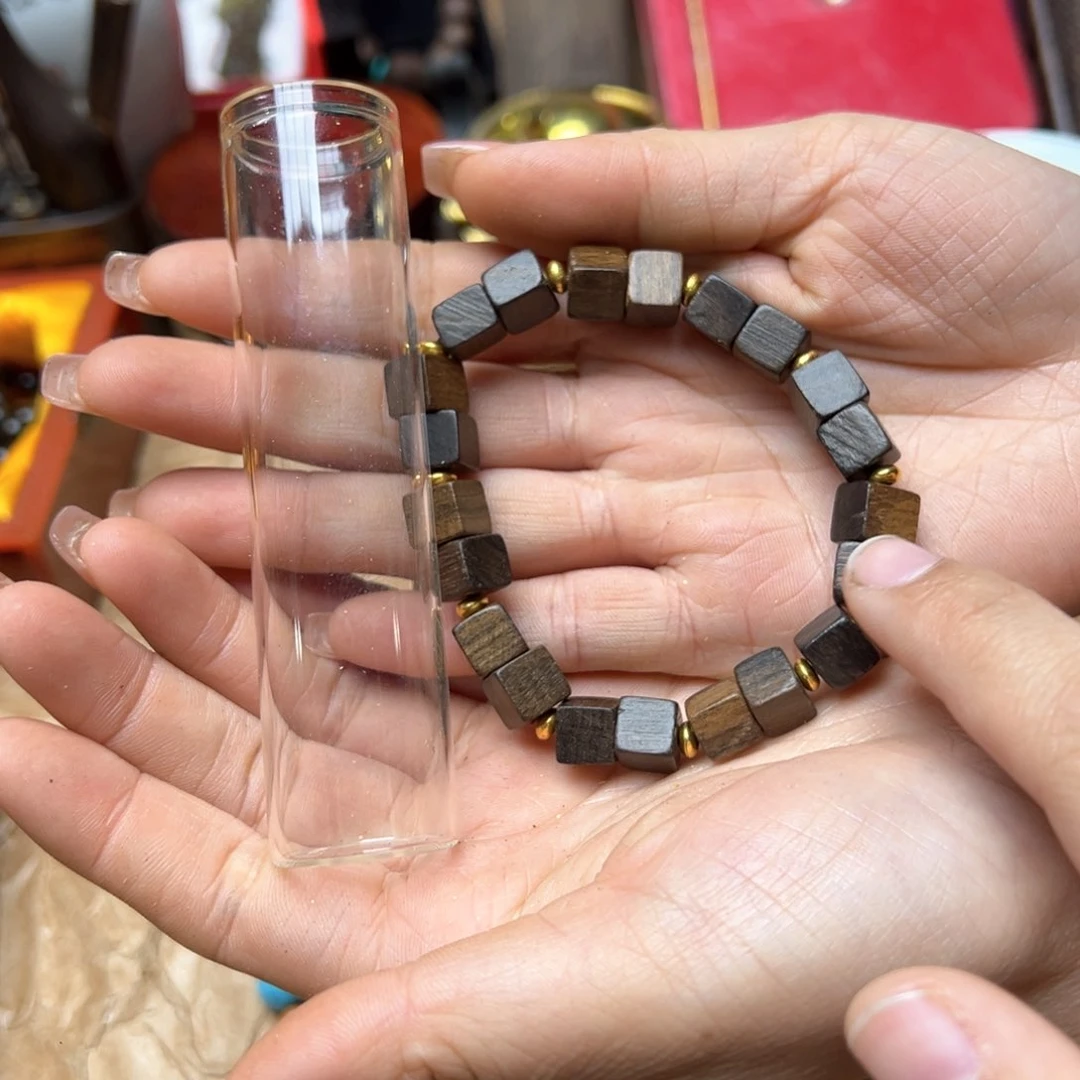 滴血莲花菩提吊坠