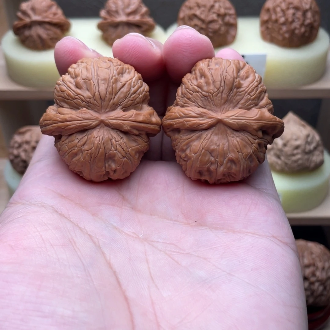 葱***香文玩核桃吊坠元宝41➕放漏价