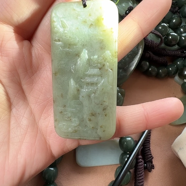 和田玉未镶嵌颈饰