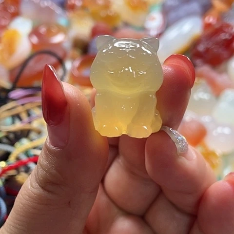 未镶嵌颈饰玛瑙/玉髓初*