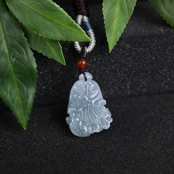 天然翡翠白菜摆财挂件（YW9414）