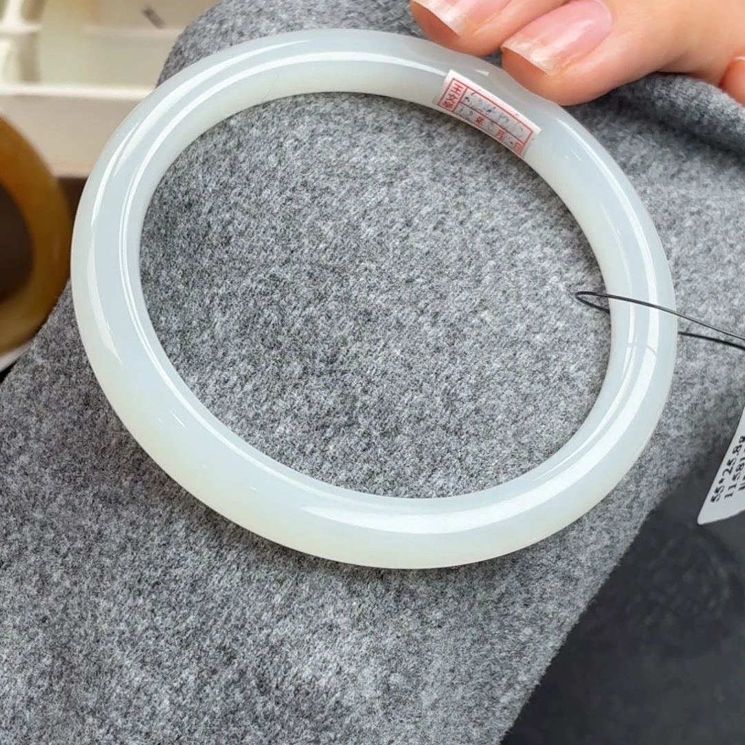 和田玉未镶嵌手镯冰白窄18号！