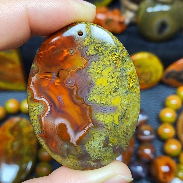 玛瑙/玉髓未镶嵌颈饰